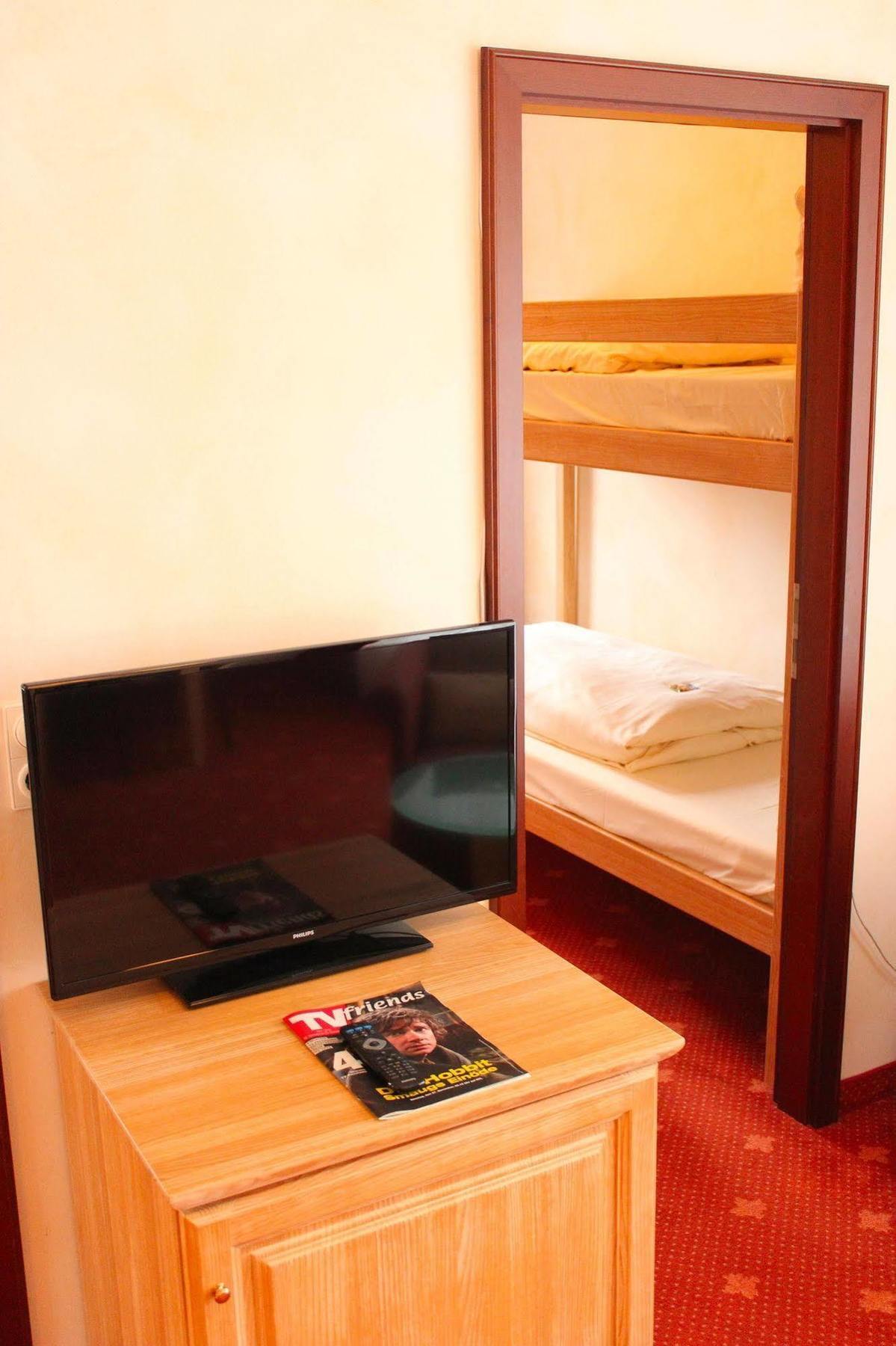 Hotel Villa Gropius ทิมเมนดอร์เฟอร์ ชตรันด์ ภายนอก รูปภาพ